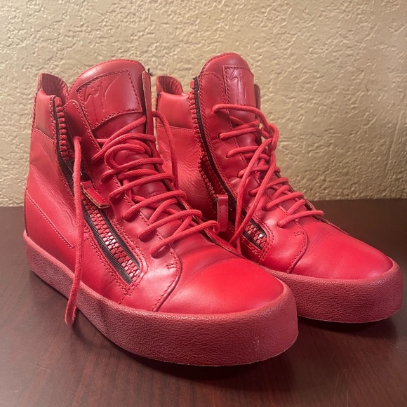 Giuseppe Zanotti Red High-Top Sneakers with Side Zippers - Picture 2 of 12